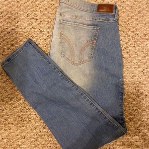 Hollister Super Skinny Jeans